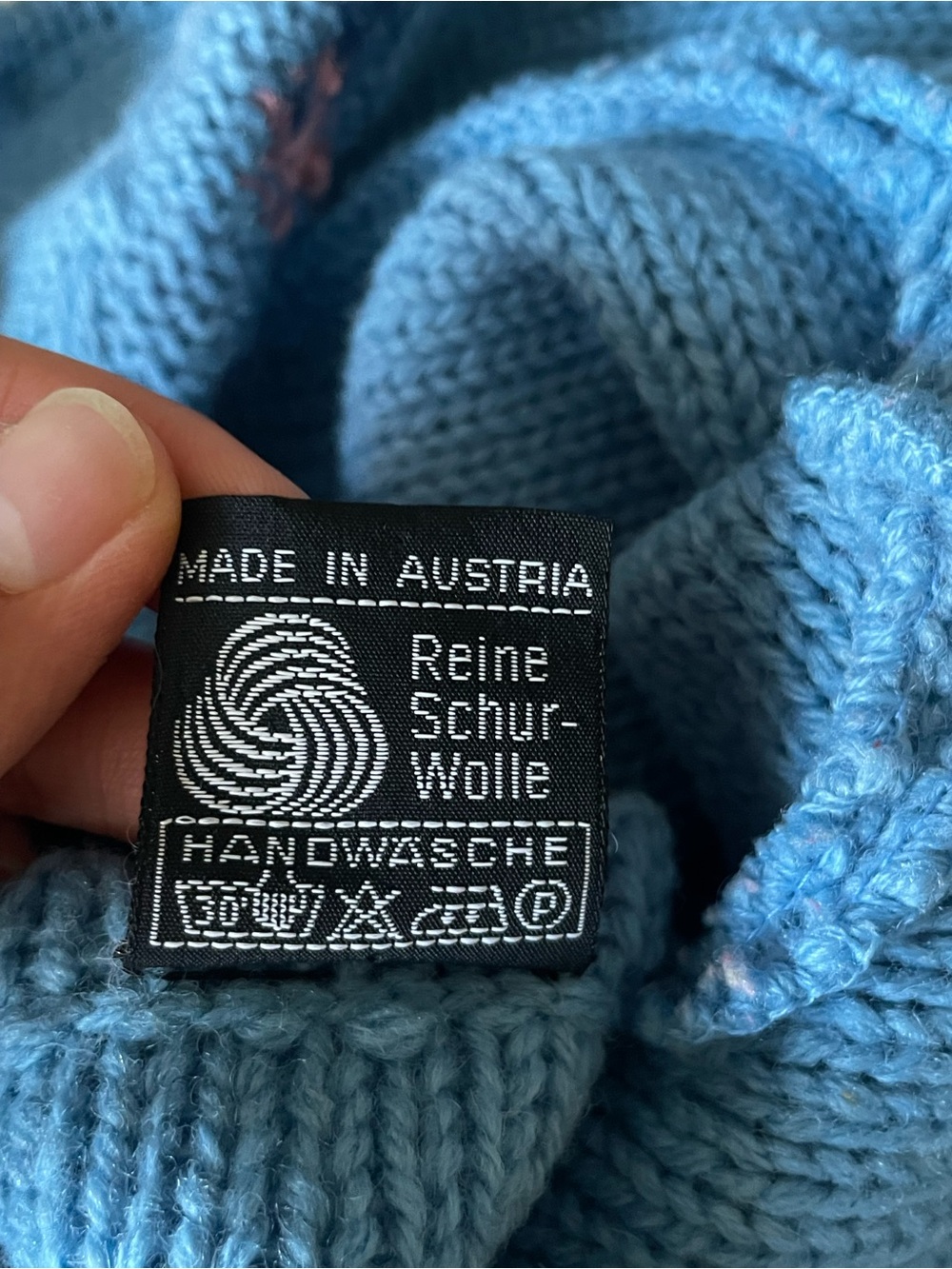 SOLD Vintage Giesswein Tirol Austrian Floral Cottagecore Boho Knit Cardigan - Picture 9 of 13